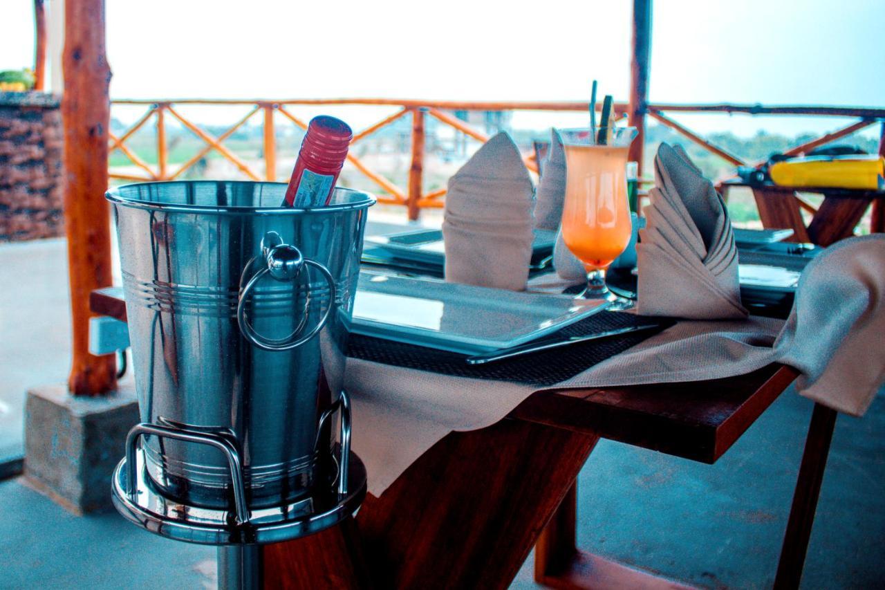 Ocean Breeze Hotel Nungwi Bagian luar foto
