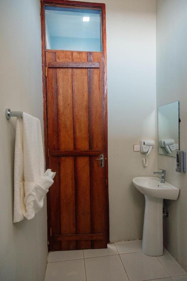 Ocean Breeze Hotel Nungwi Bagian luar foto